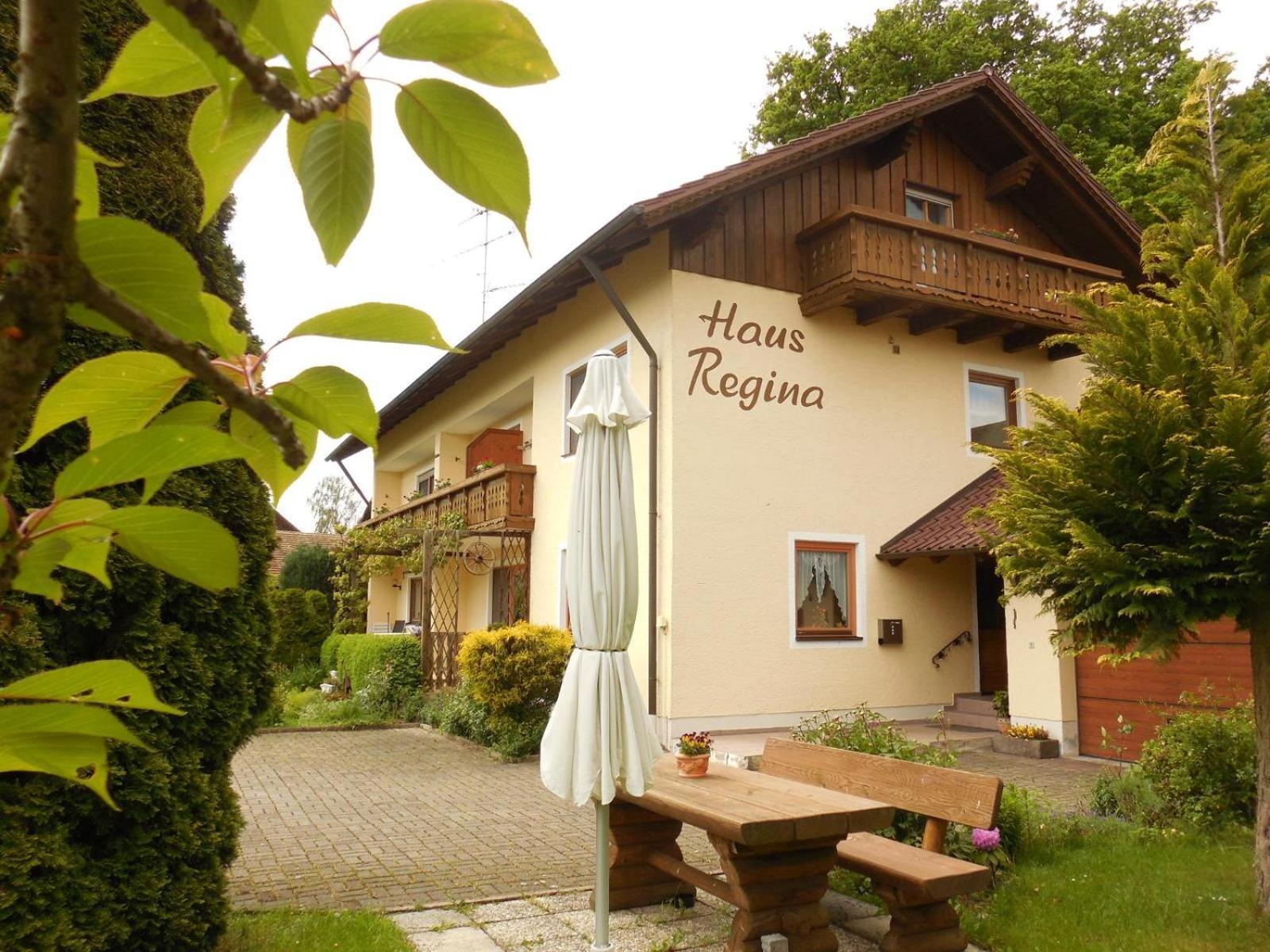 Gaestehaus Regina Bad Füssing Exterior foto